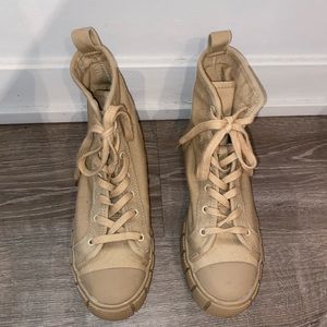 Zara Beige Boot Runner - Hardly warn